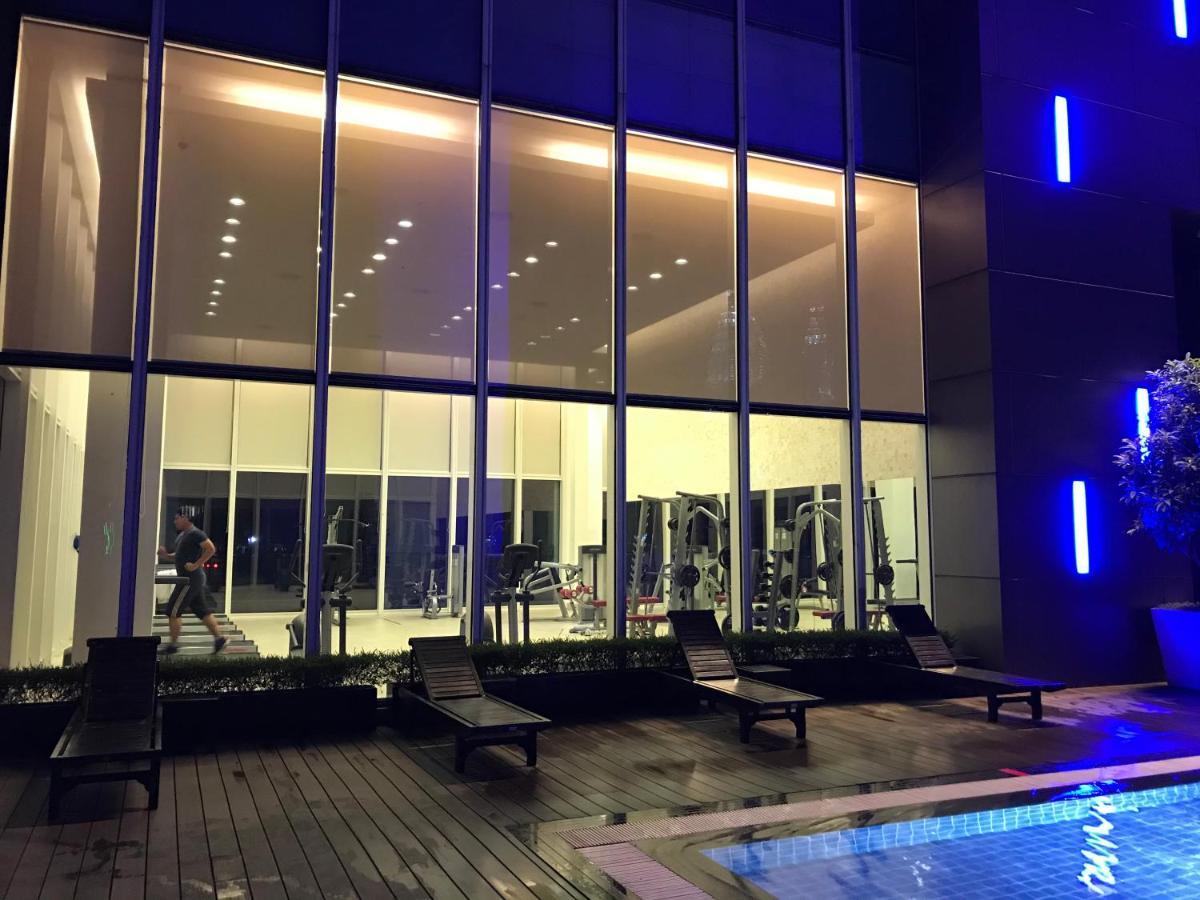 Platinum Service Suites Klcc By Sa Kuala Lumpur Exterior photo